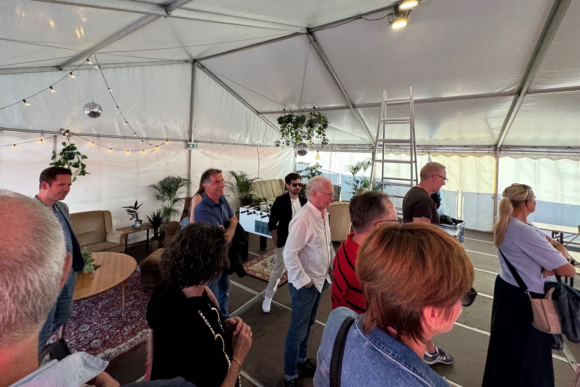 Unsere Gruppe im Backstagebereich