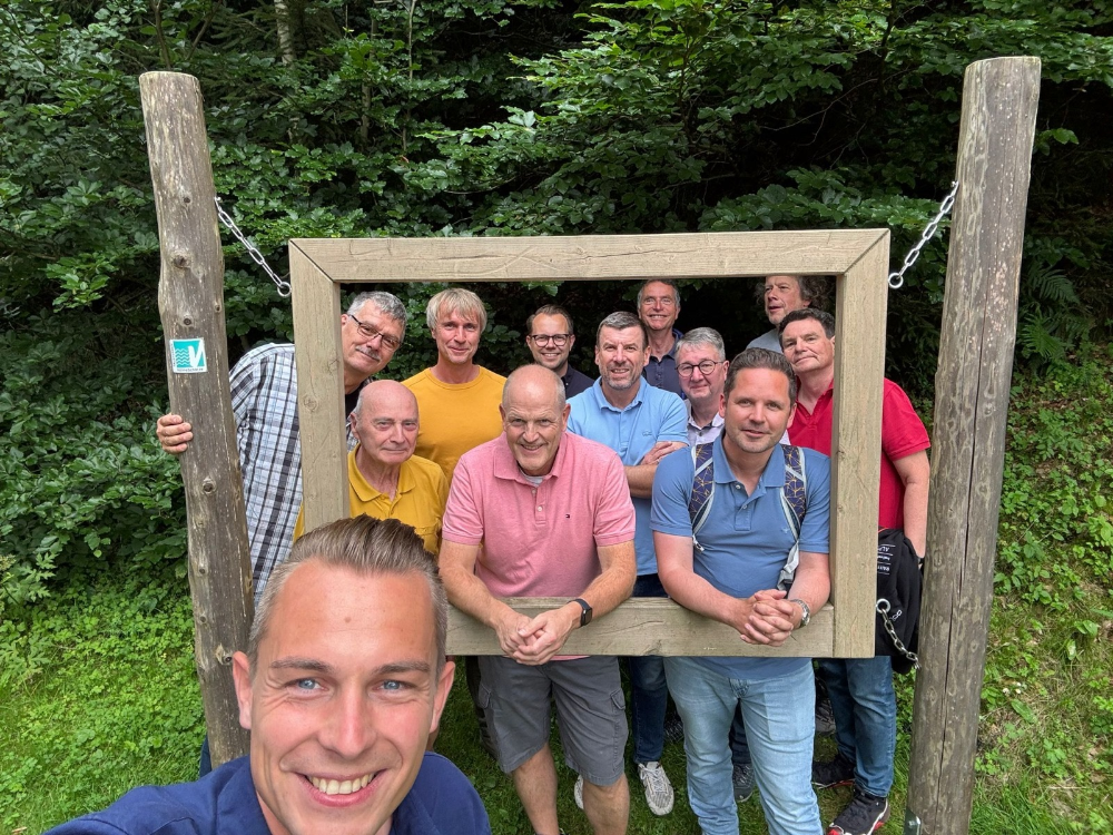 Gruppenbild der Lionsfreunde an der Jubachtalsperre